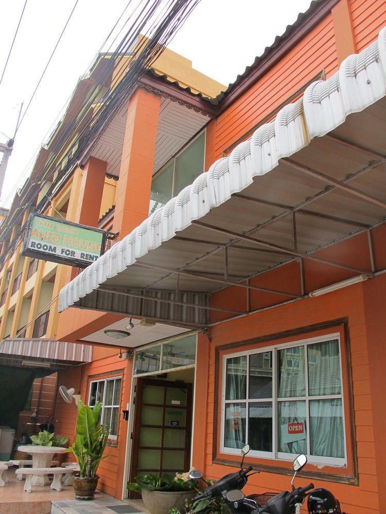 Aura House Otel Pattaya Dış mekan fotoğraf